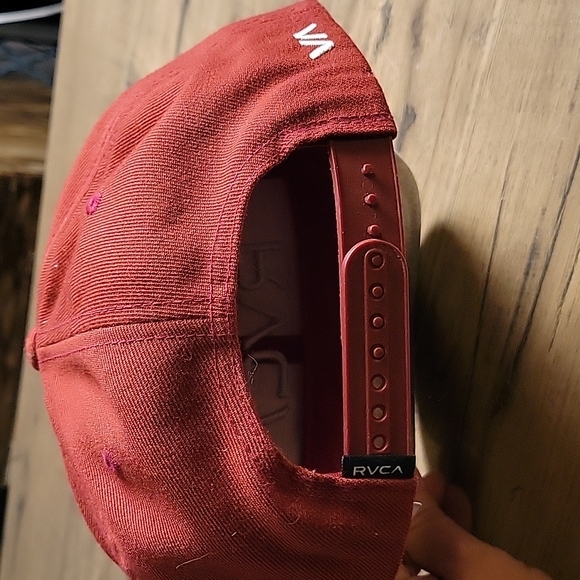 RVCA snapback hat - Picture 2 of 4